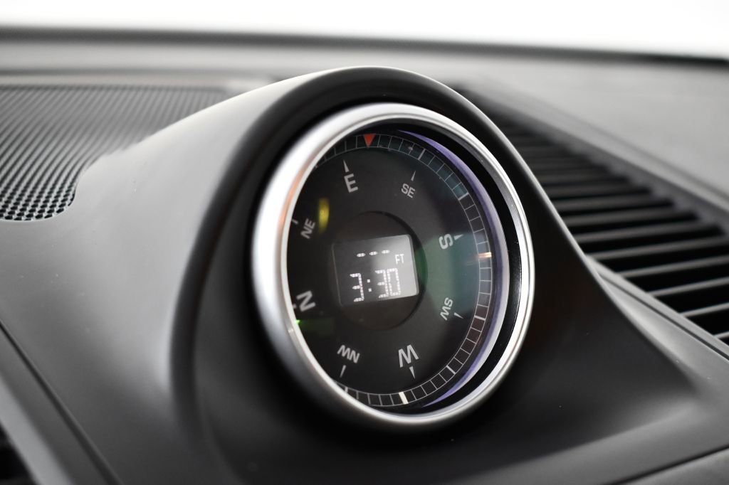 Used 2016 Porsche Macan S w/ Premium Package Plus image 33