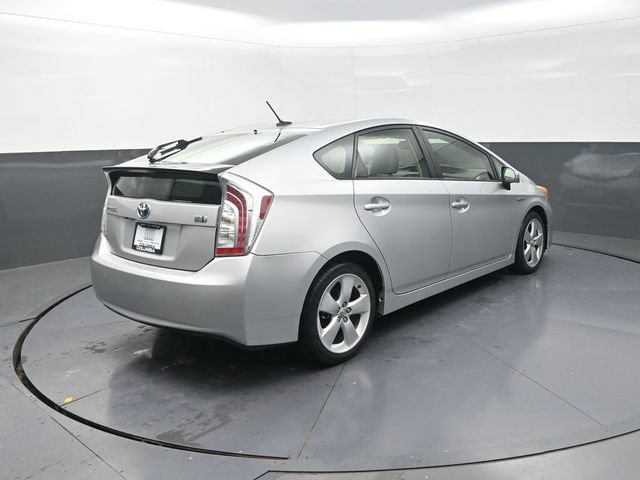 Used 2015 Toyota Prius Five FWD image 9