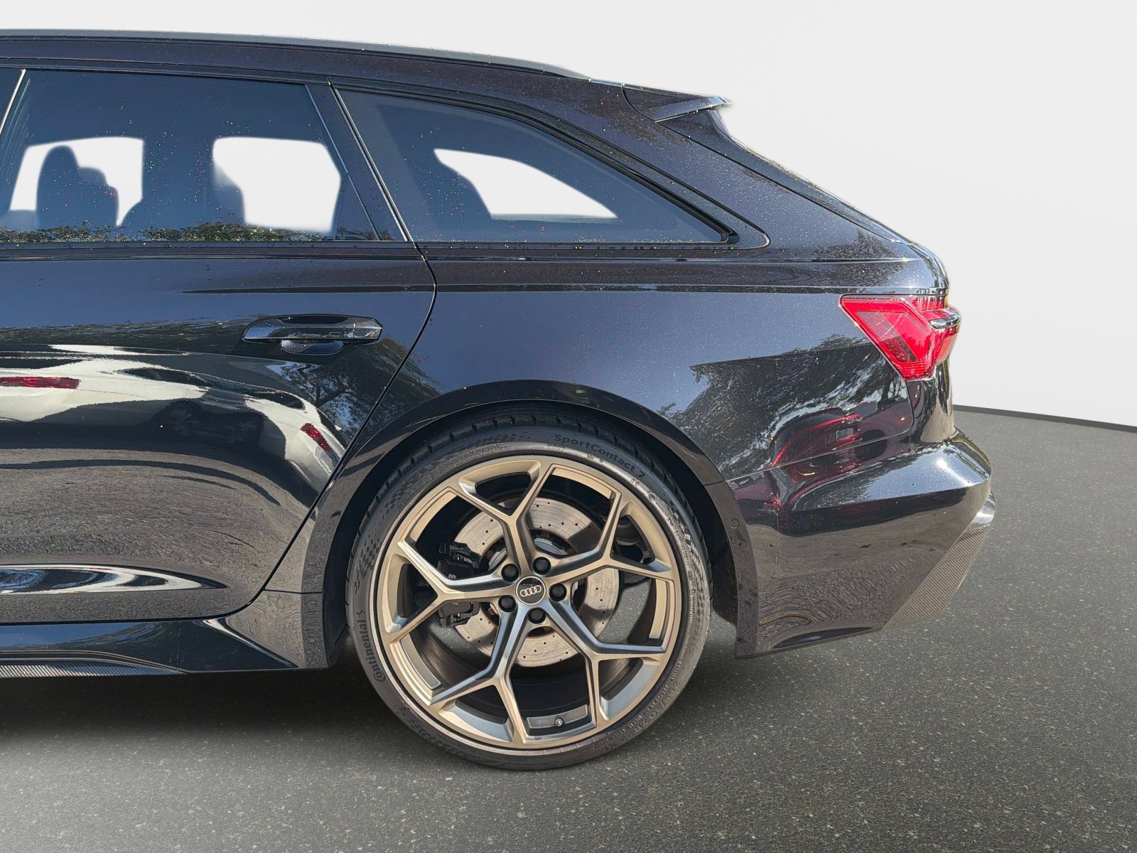Used 2024 Audi RS 6 performance image 15