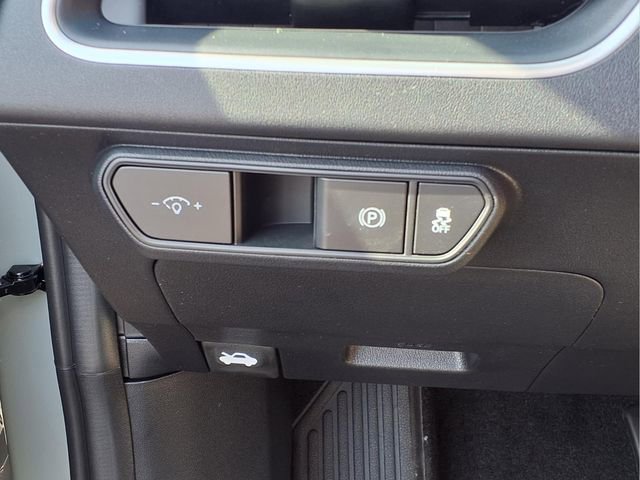 New 2026 Kia K4 LXS image 12