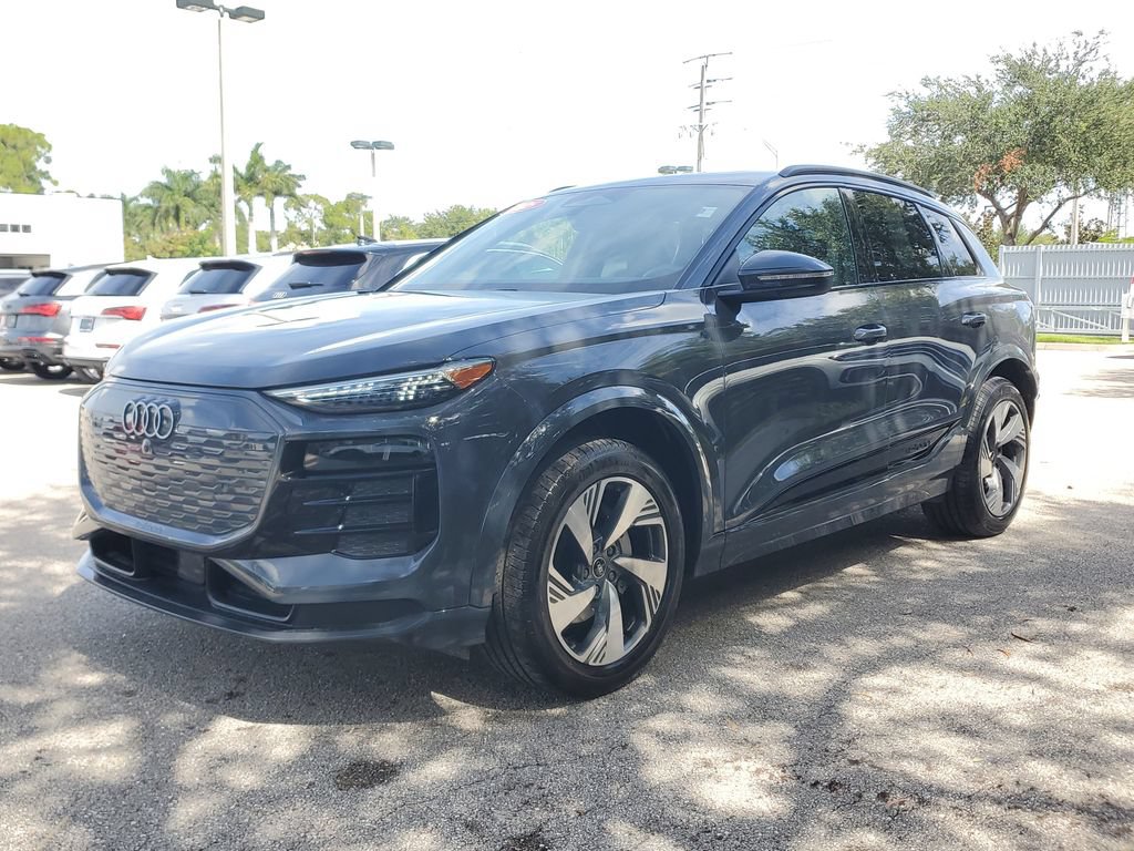 Certified 2025 Audi Q6 e-tron Premium Plus w/ Premium Plus AWD/4WD image 9