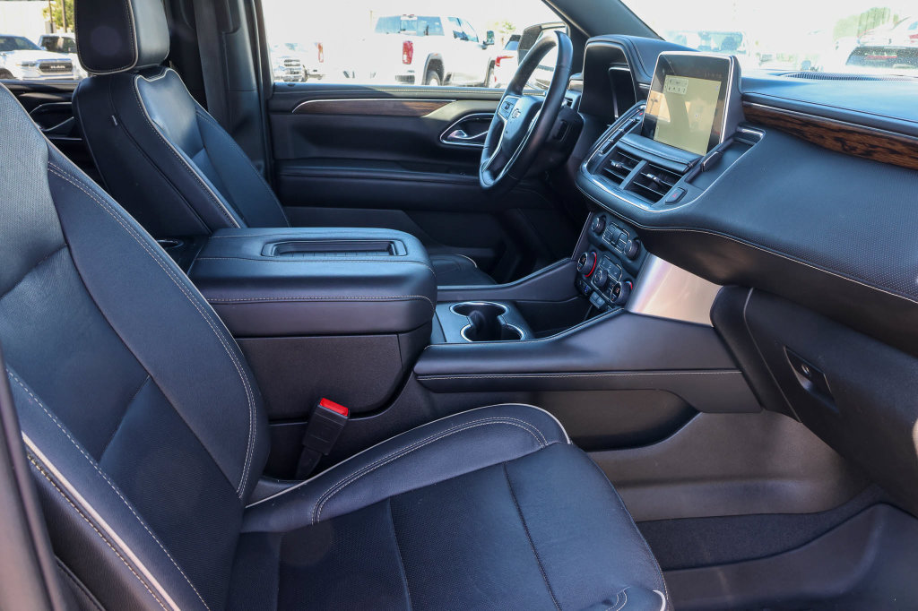 Used 2023 Chevrolet Tahoe Premier AWD/4WD image 18