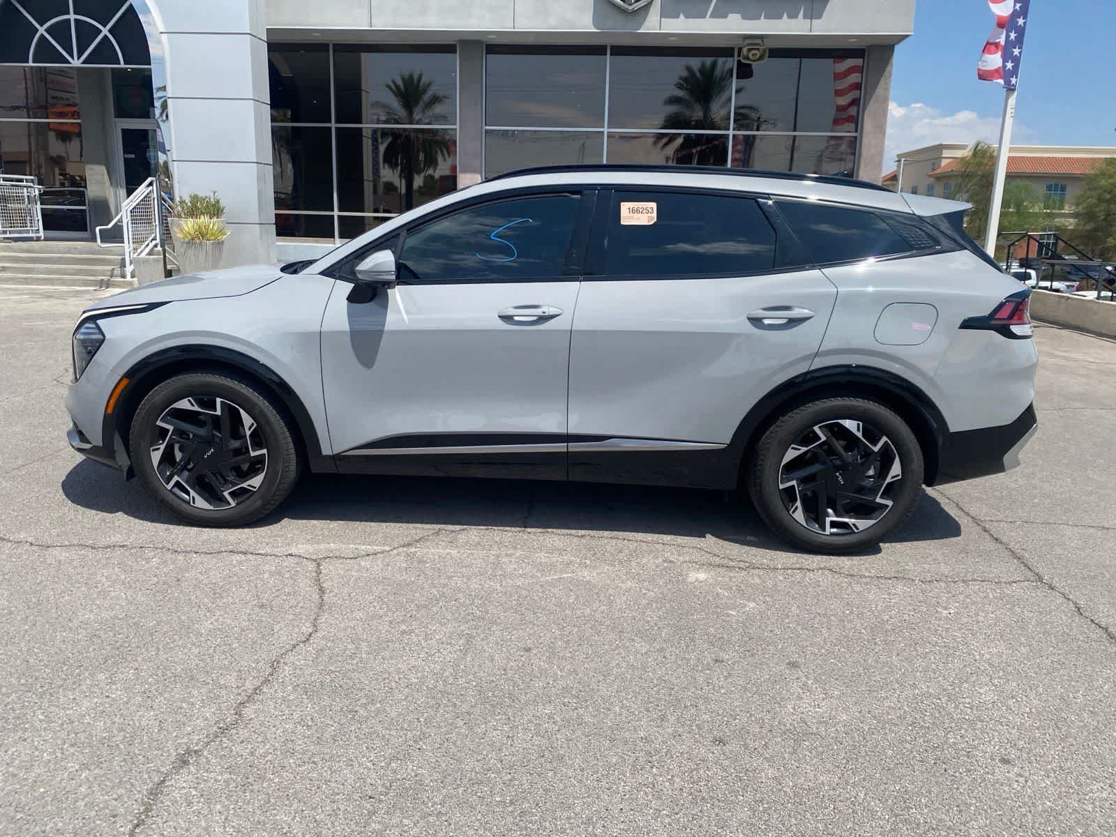 Used 2025 Kia Sportage SX FWD image 10