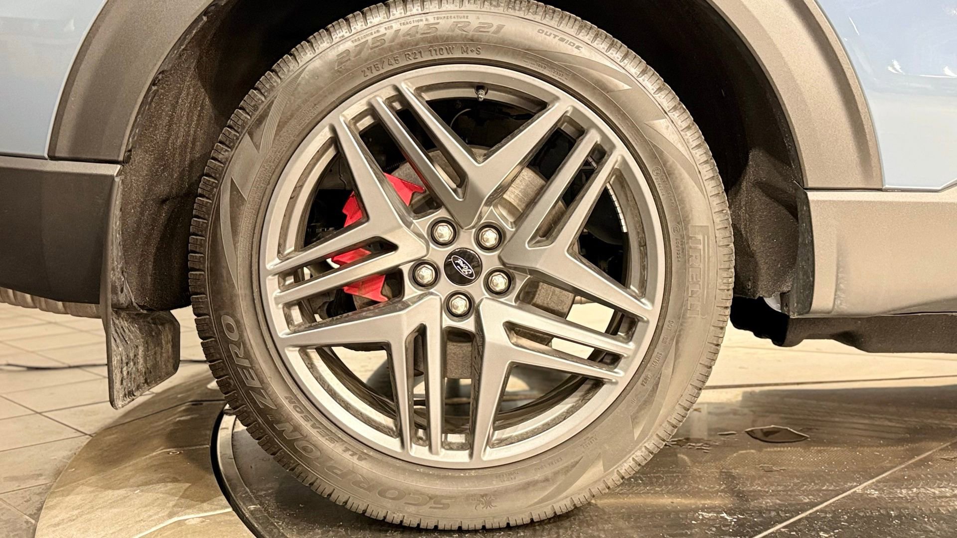 Used 2025 Ford Explorer ST w/ Sun And Sound Package image 26