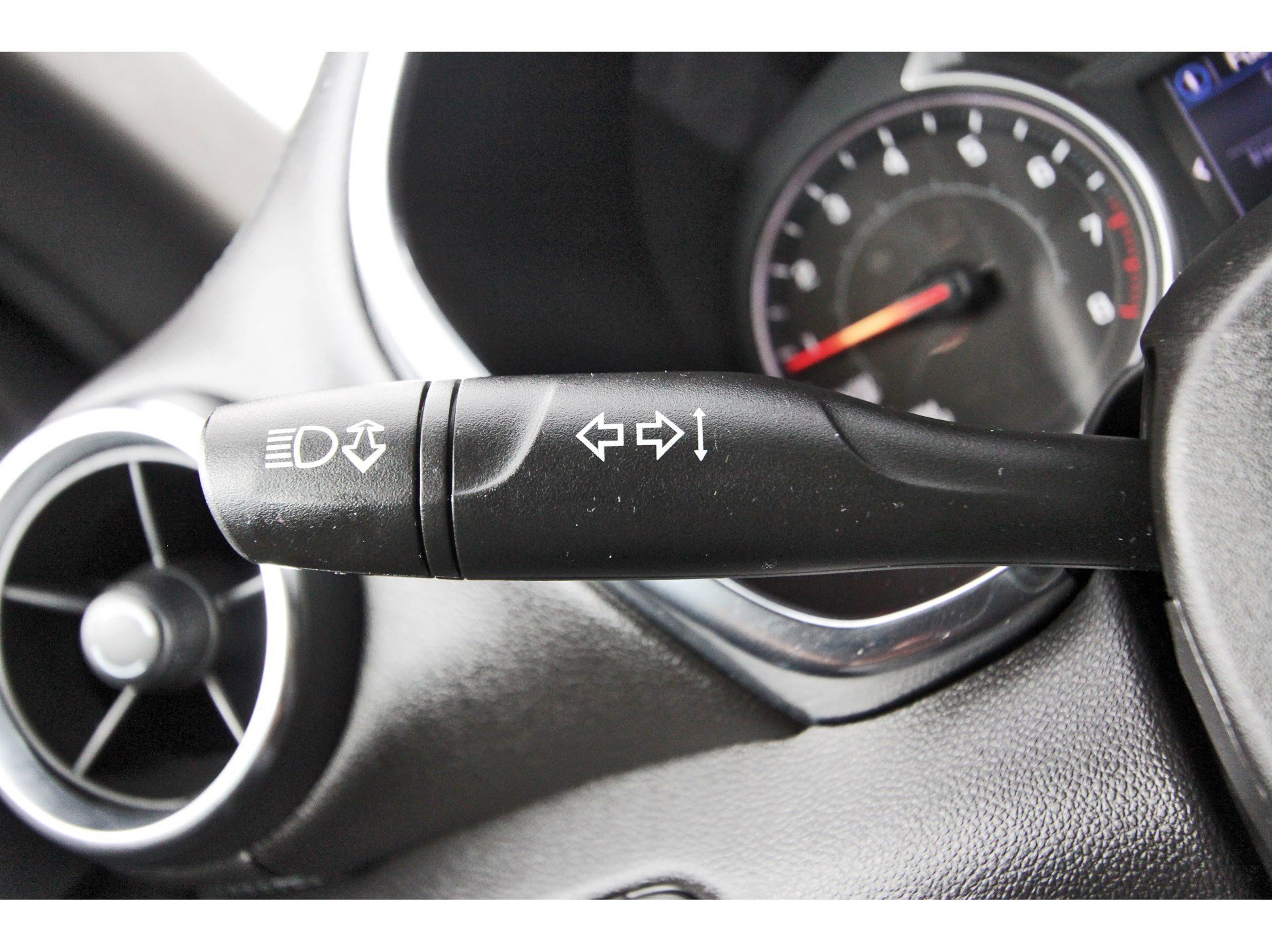 Used 2021 Chevrolet Blazer LT image 19