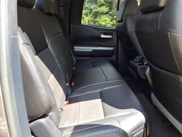 Used 2014 Toyota Tundra SR5 w/ SR5 Upgrade Package AWD/4WD image 10