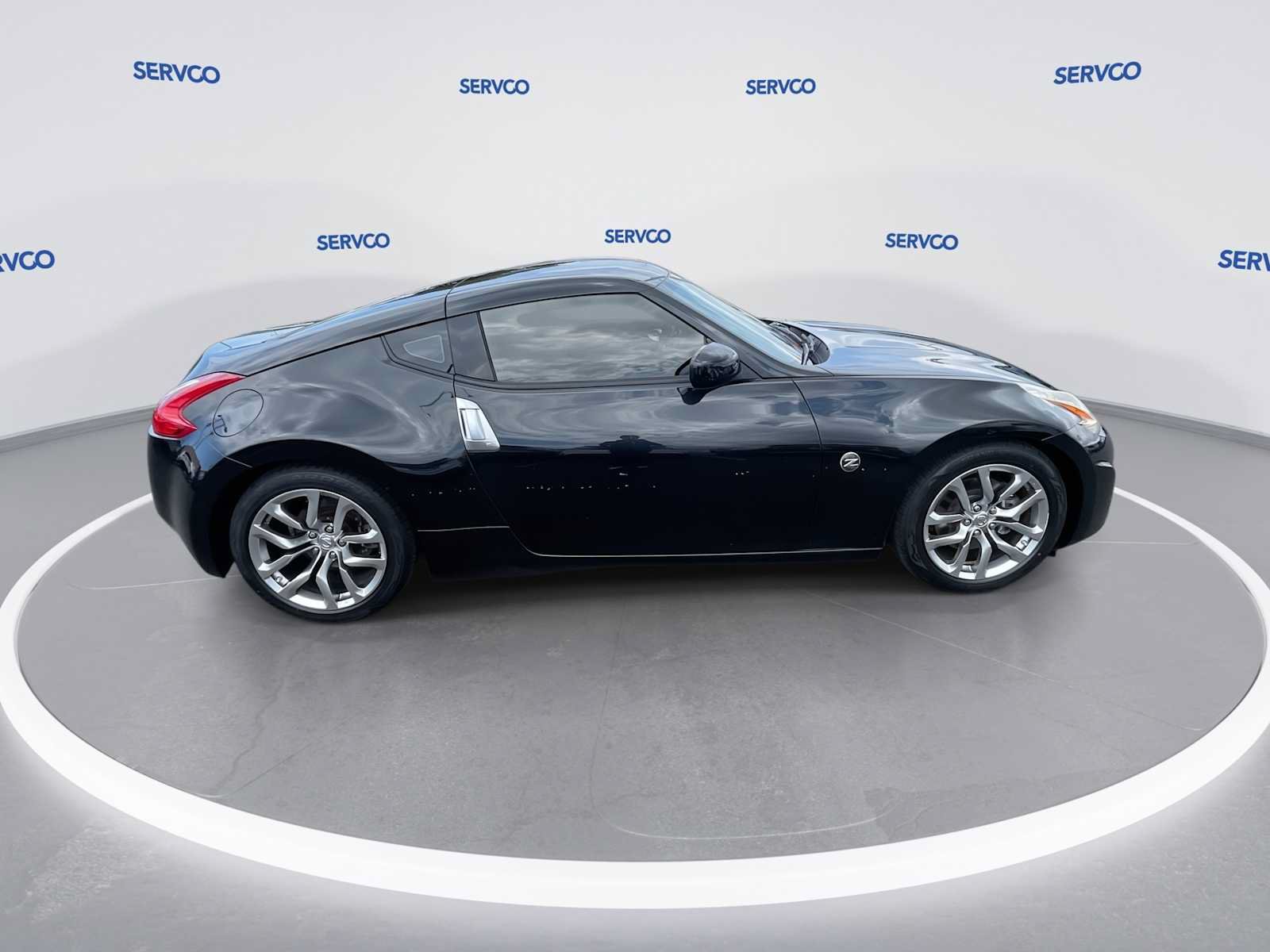 Used 2014 Nissan 370Z Coupe RWD image 9