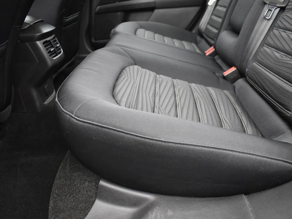 Used 2016 Ford Fusion SE image 22