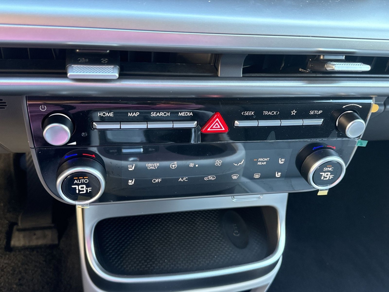 New 2026 Hyundai Ioniq 9 Limited image 21