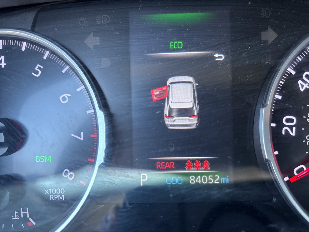 Used 2019 Toyota RAV4 LE w/ Carpet Mat Package AWD/4WD image 16