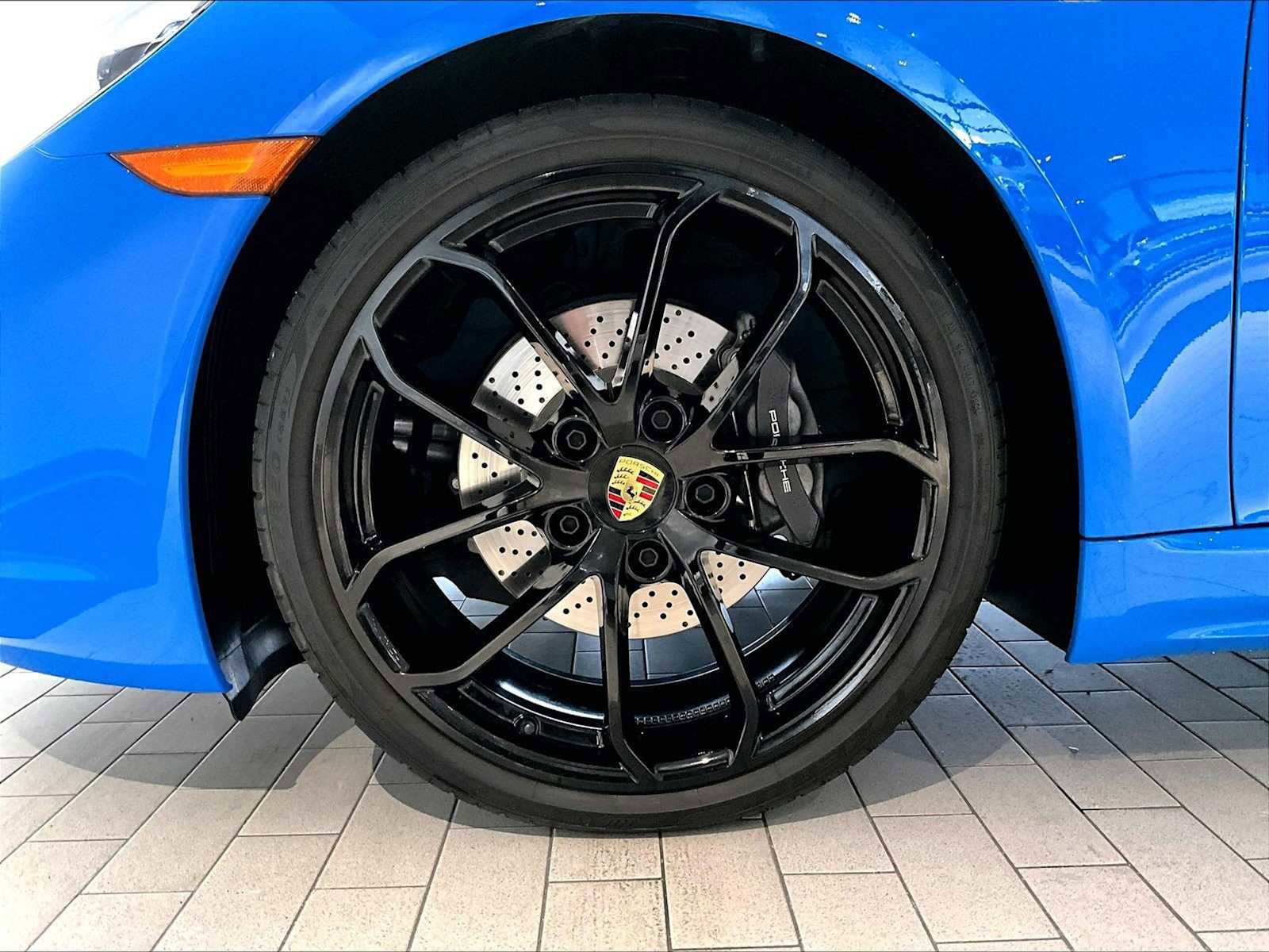 Used 2024 Porsche 718 Boxster image 14