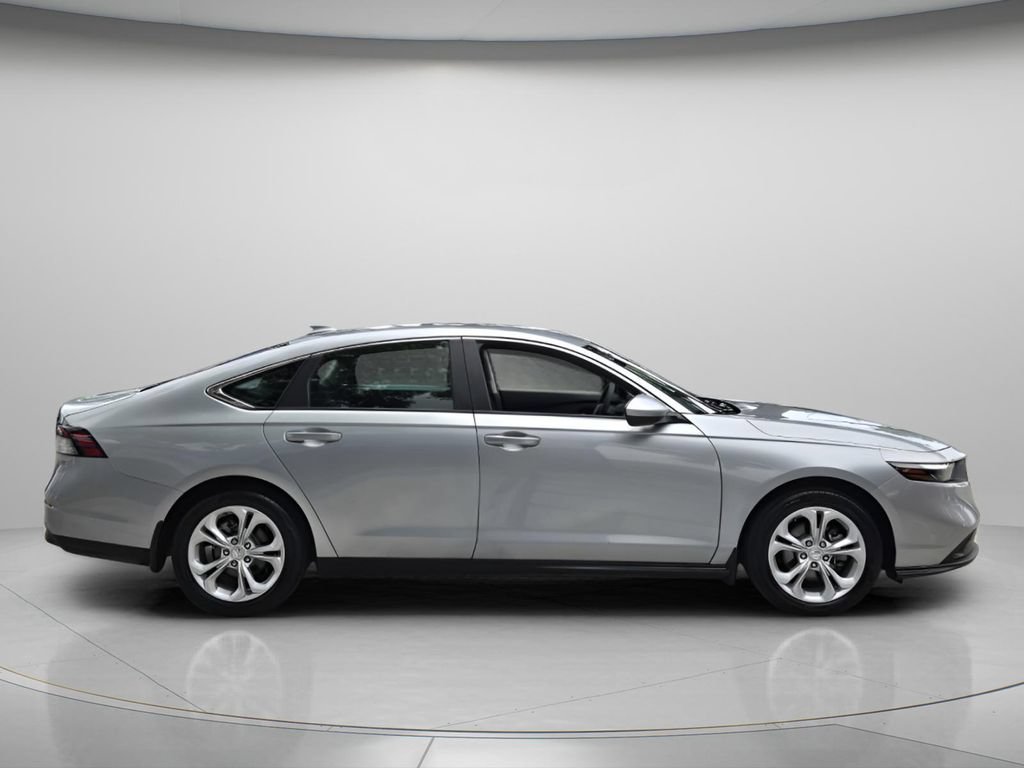 Certified 2024 Honda Accord LX image 5