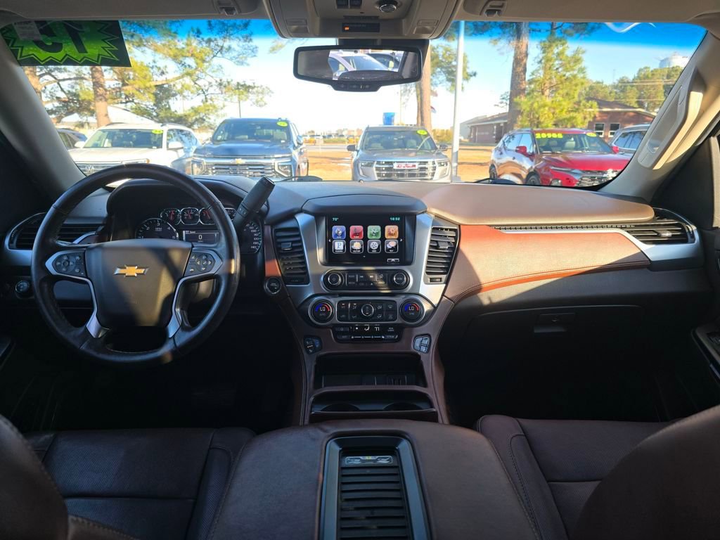 Used 2015 Chevrolet Suburban LTZ image 12