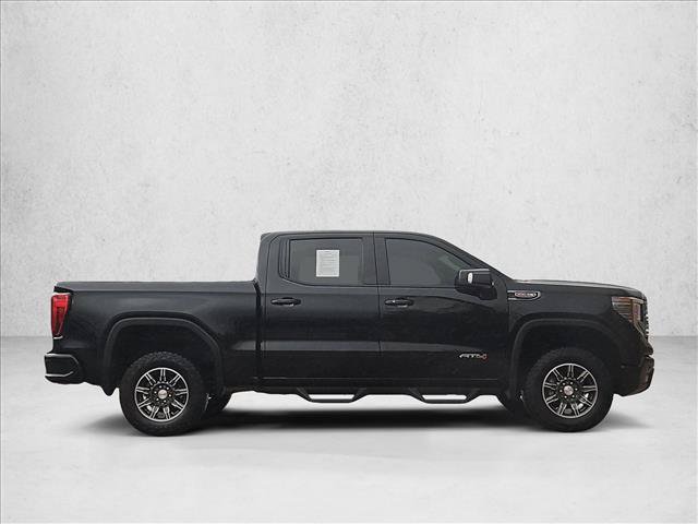 Used 2024 GMC Sierra 1500 AT4 w/ Technology Package AWD/4WD image 4