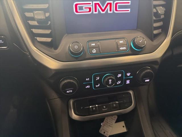 Used 2023 GMC Acadia SLT image 27