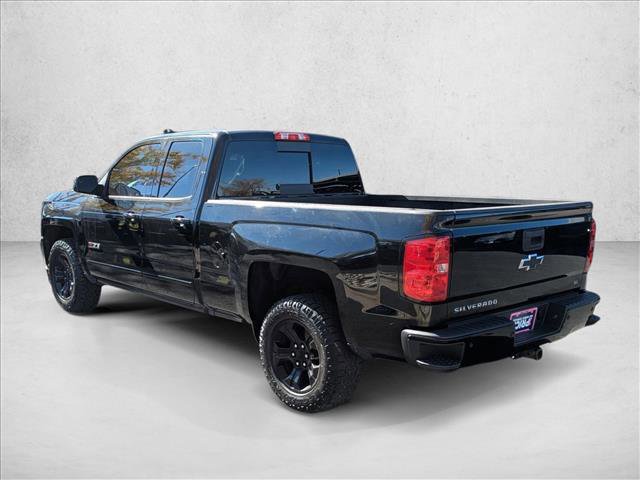 Used 2018 Chevrolet Silverado 1500 LT w/ Midnight Edition image 7