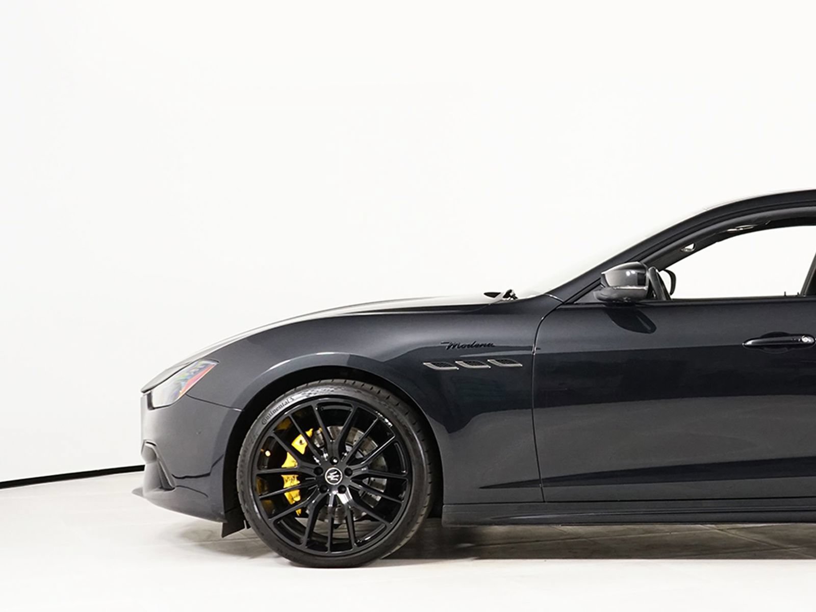 Used 2023 Maserati Ghibli Modena Q4 AWD/4WD image 12