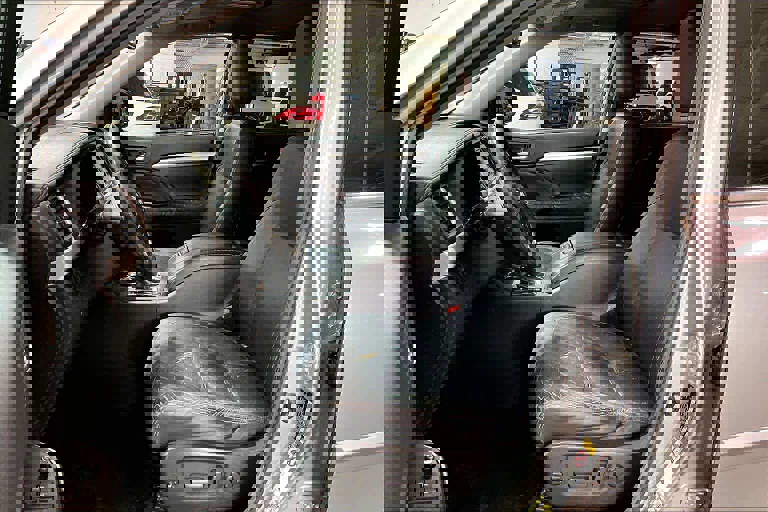 Used 2014 Toyota Highlander XLE image 9