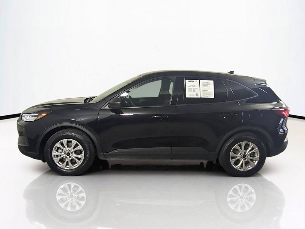 Used 2025 Ford Escape Active FWD image 8