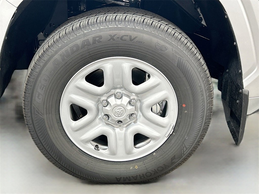 New 2026 Toyota Tundra SR image 9