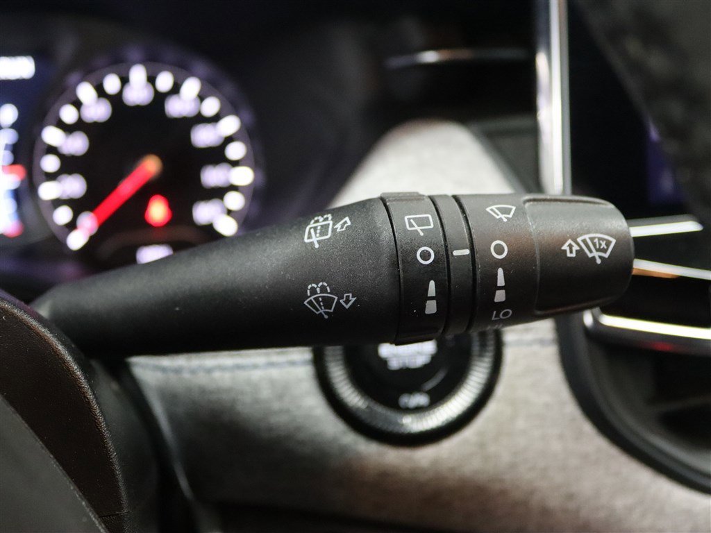 Used 2023 Jeep Compass Latitude w/ Convenience Group image 35