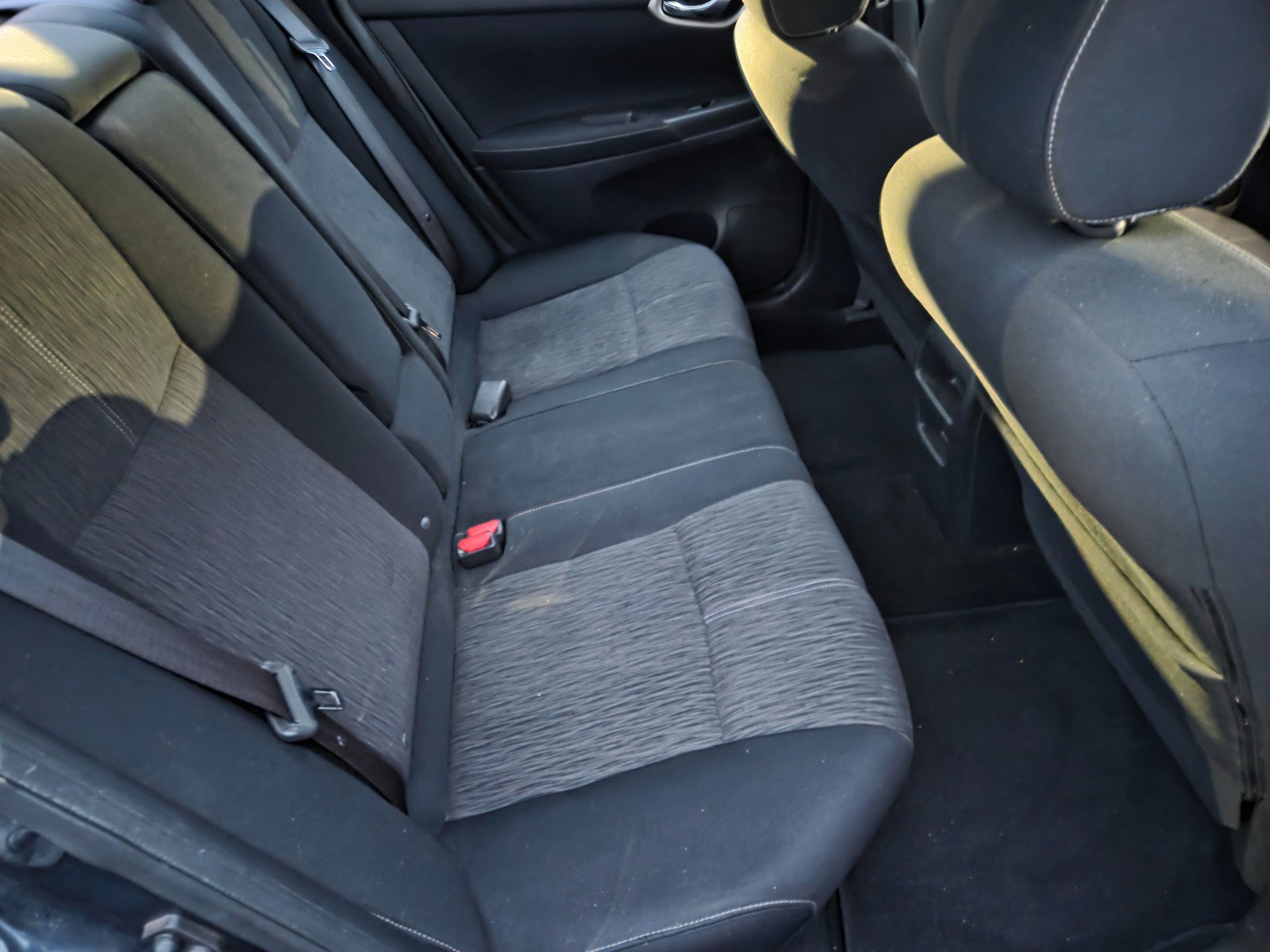 Used 2014 Nissan Sentra SV image 12