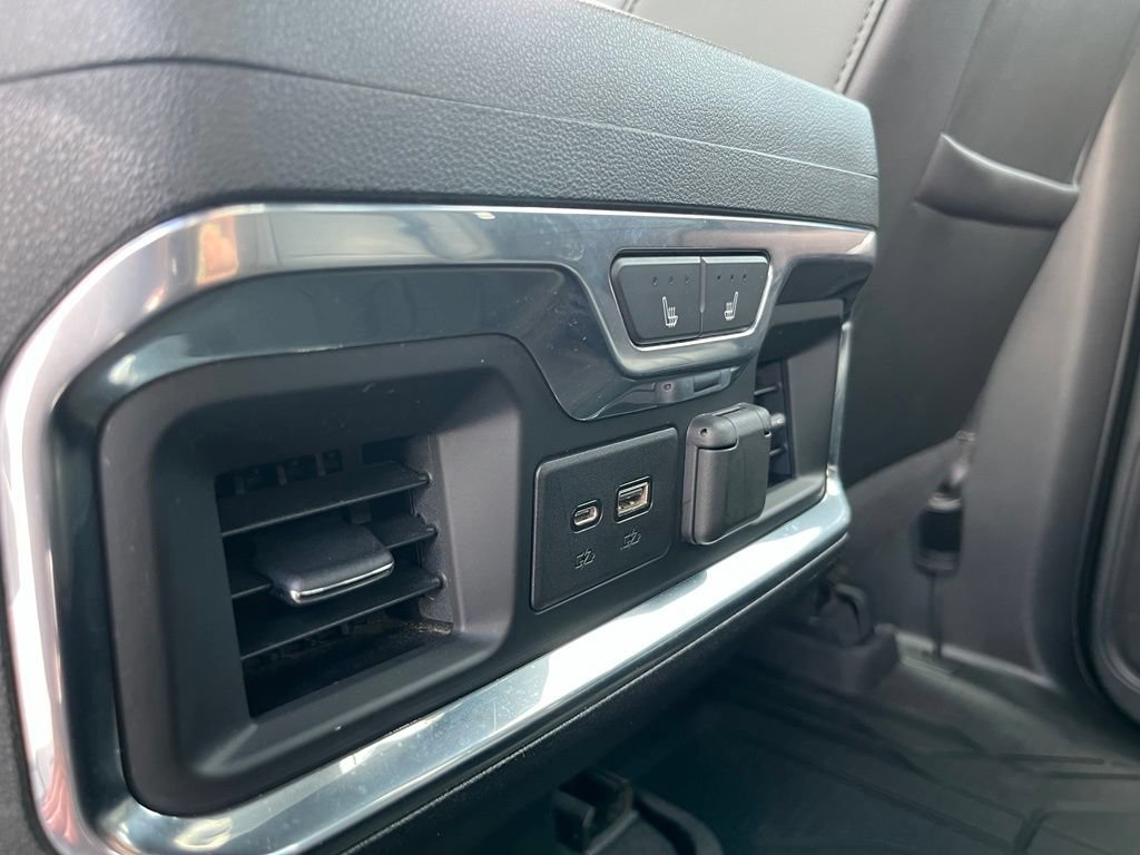 Used 2020 Chevrolet Silverado 1500 High Country w/ Technology Package AWD/4WD image 30