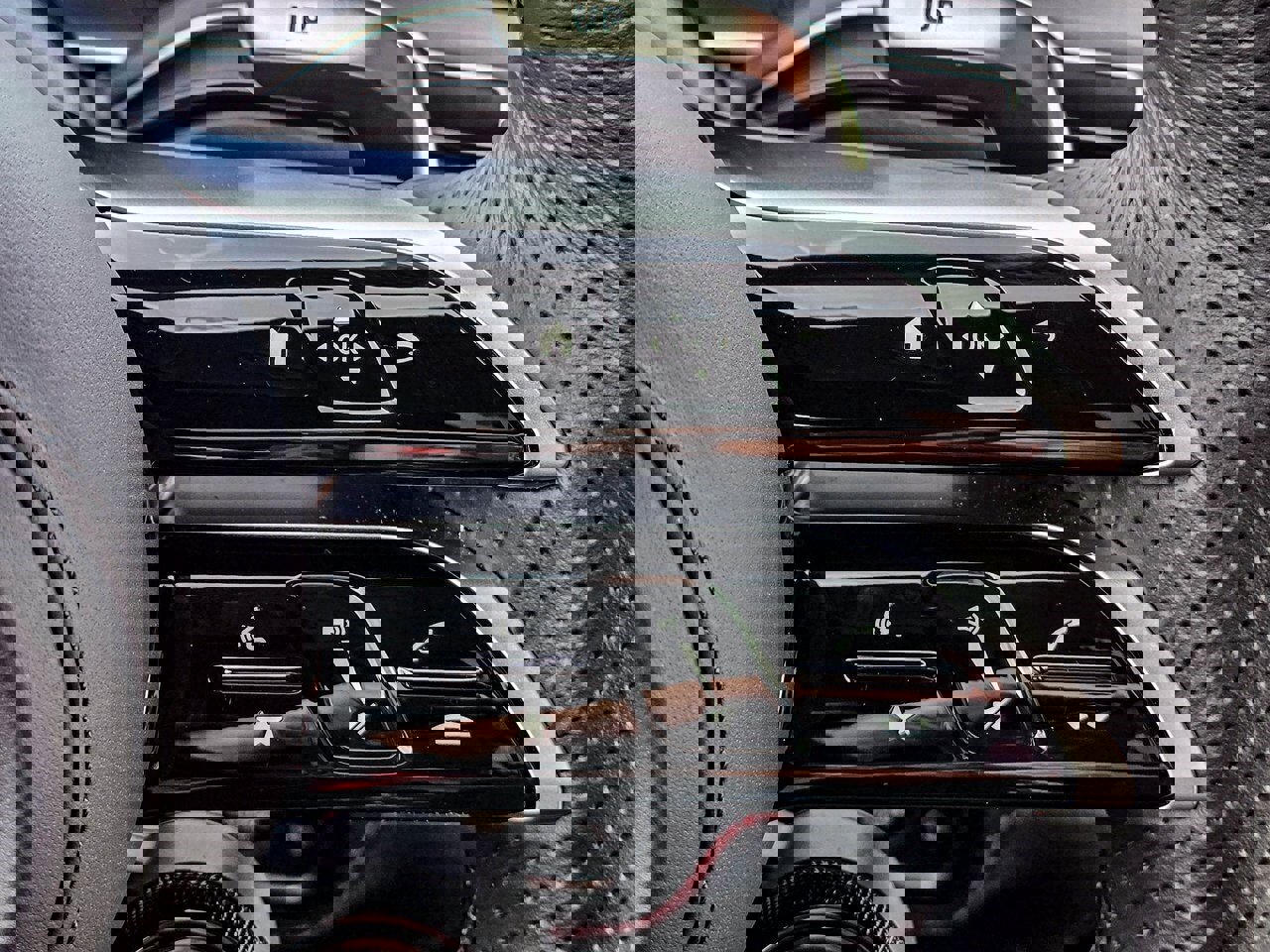 New 2026 Mercedes-Benz GLE 53 AMG 4MATIC image 26