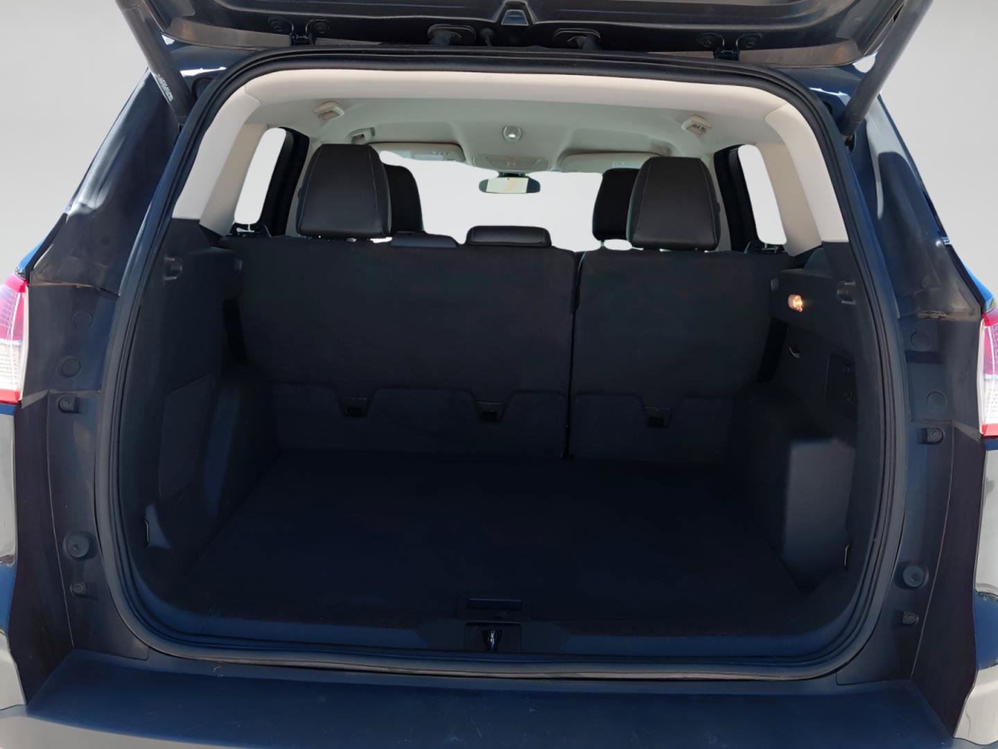 Used 2013 Ford Escape Titanium AWD/4WD image 22