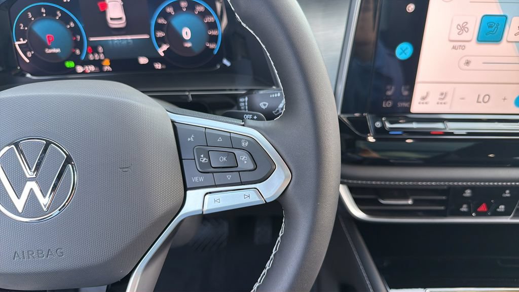 New 2026 Volkswagen Atlas Cross Sport SE FWD image 22
