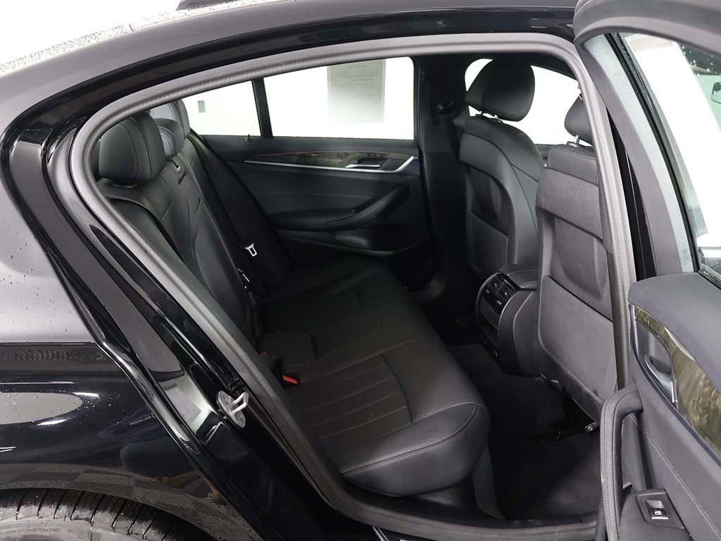 Used 2023 BMW 530i xDrive w/ Convenience Package image 31