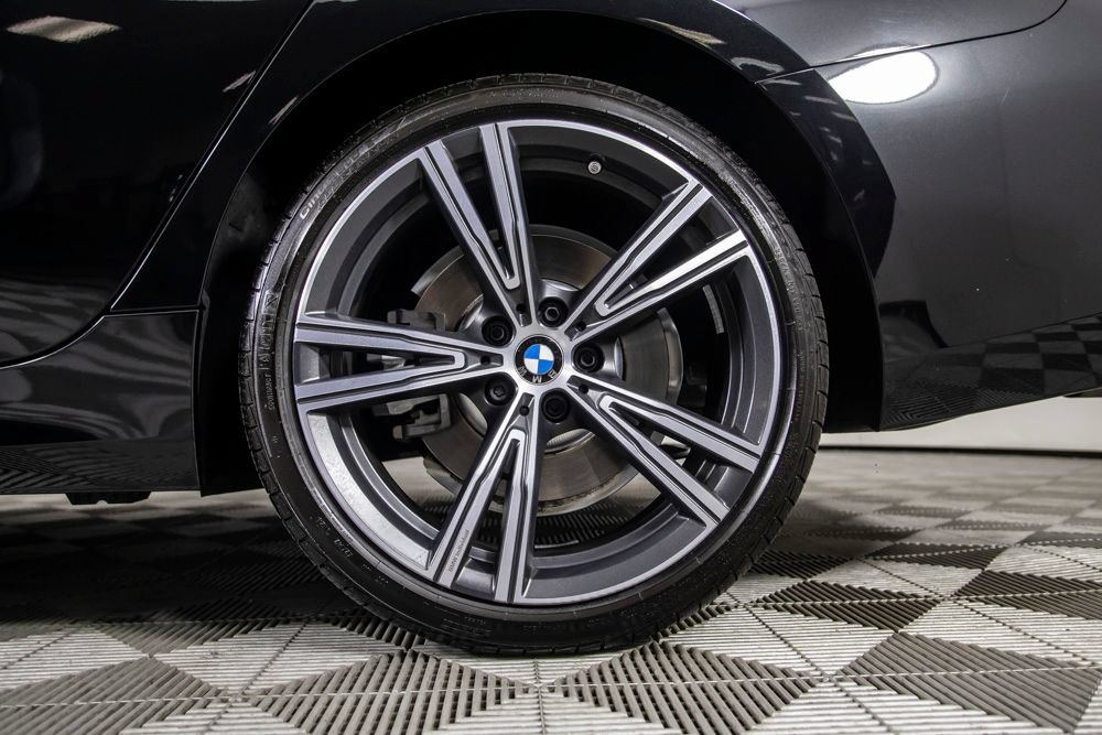 Used 2024 BMW 330i Sedan w/ Convenience Package RWD image 42