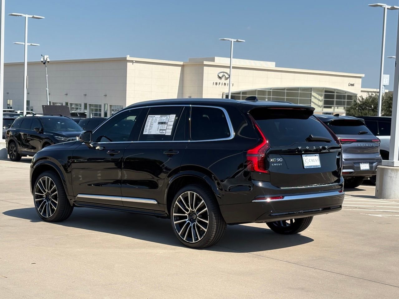 New 2026 Volvo XC90 B6 Plus w/ Protection Package Premier AWD/4WD image 4