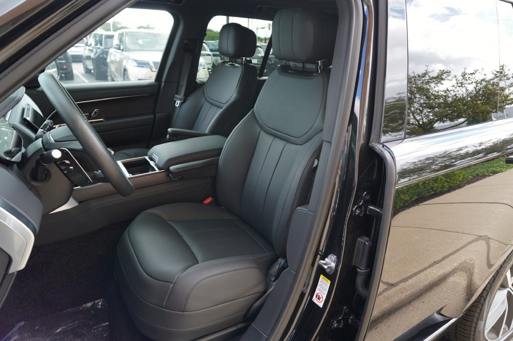 New 2026 Land Rover Range Rover SE AWD/4WD image 12