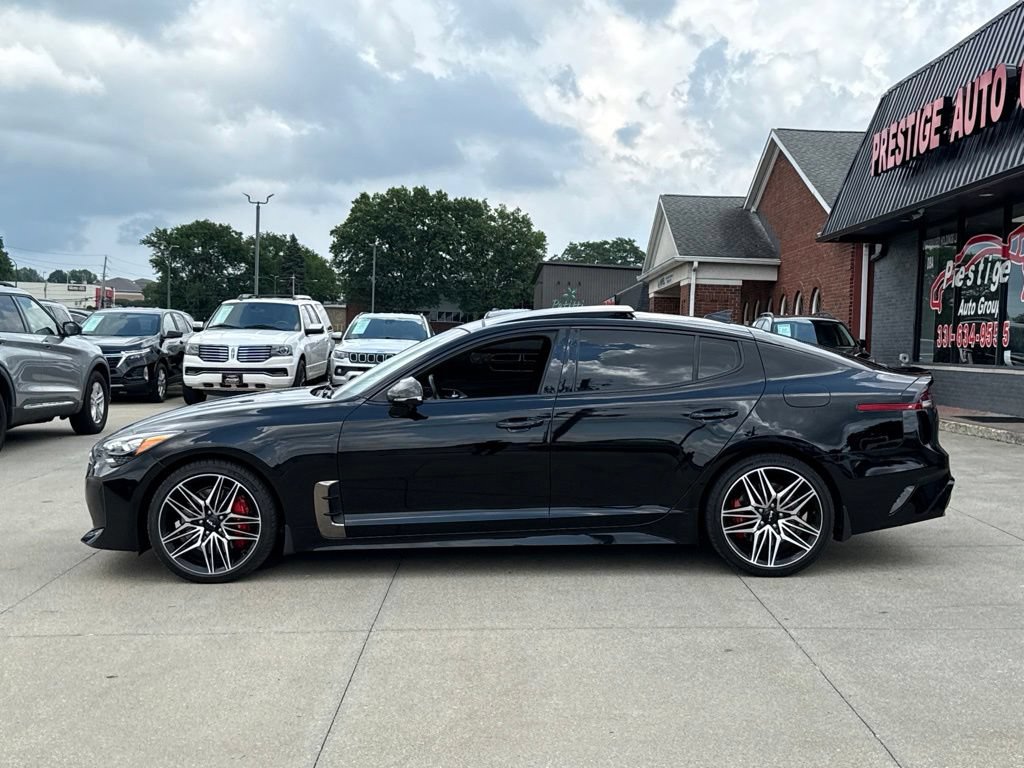 Used 2022 Kia Stinger GT2 RWD image 3