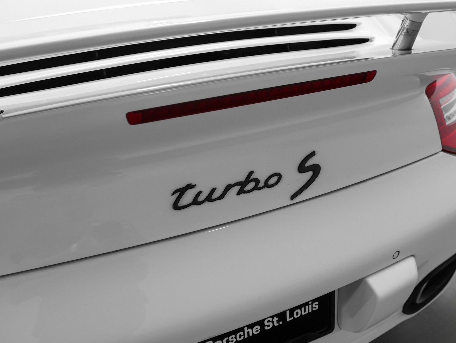 Used 2011 Porsche 911 Turbo S image 22