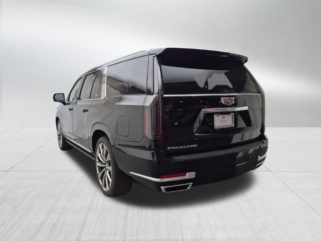 New 2026 Cadillac Escalade ESV Luxury w/ Touring Package AWD/4WD image 7