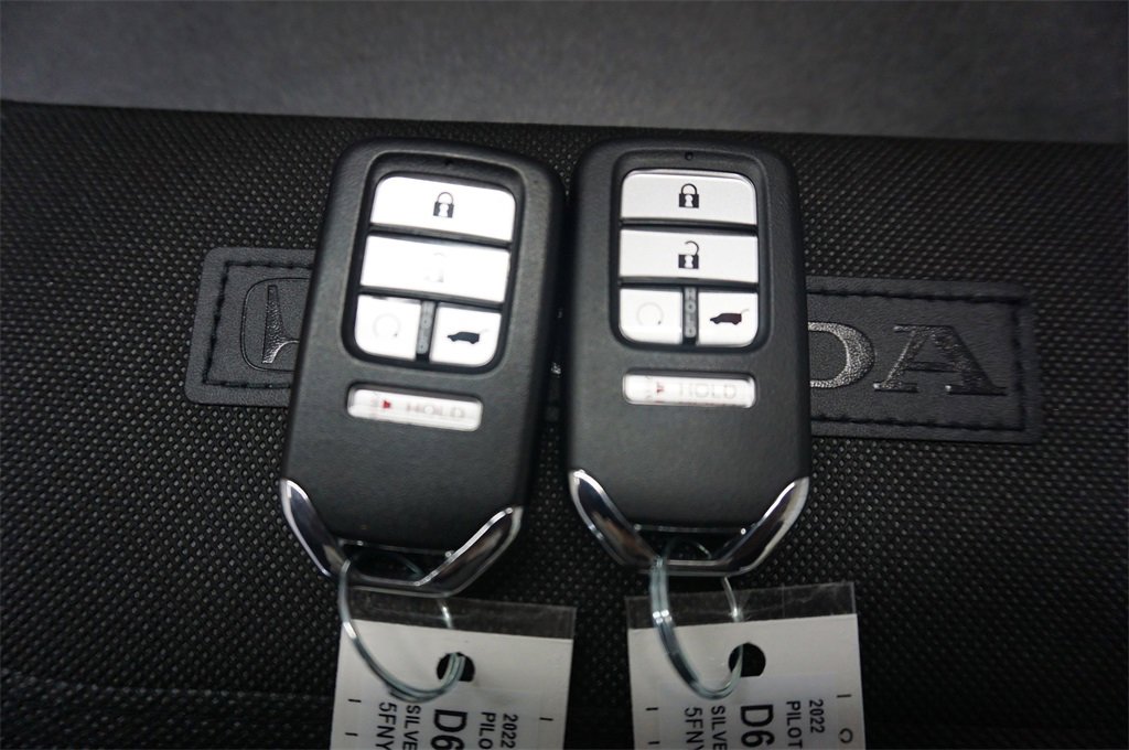 Used 2022 Honda Pilot Touring image 23