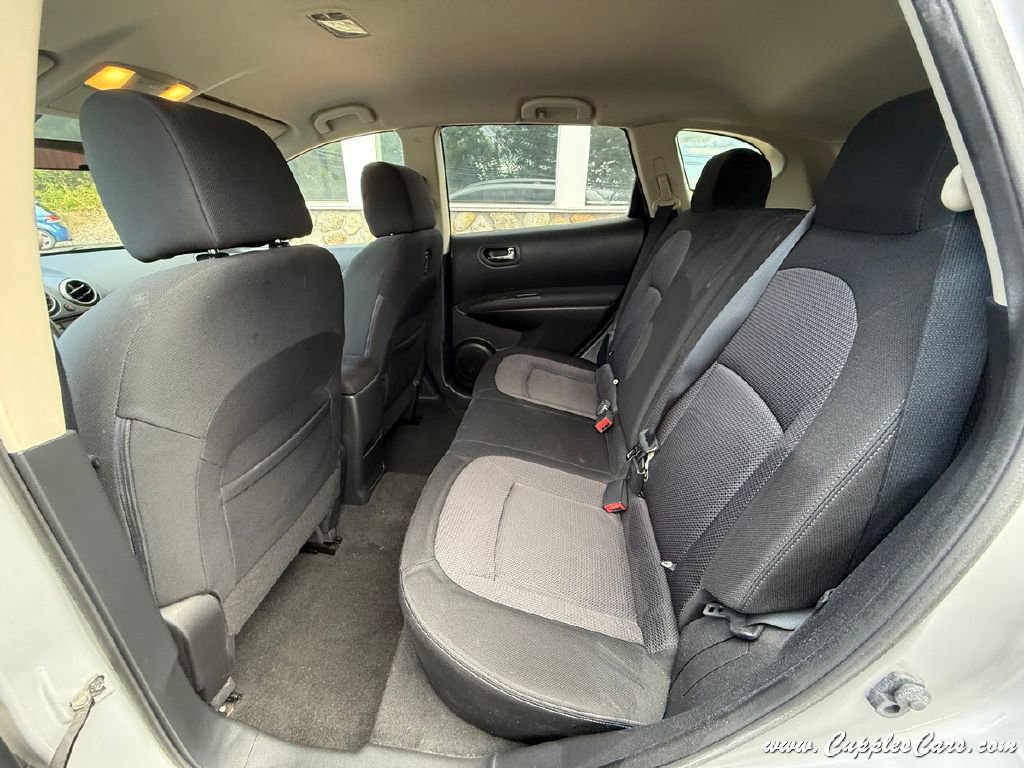 Used 2011 Nissan Rogue SV image 22