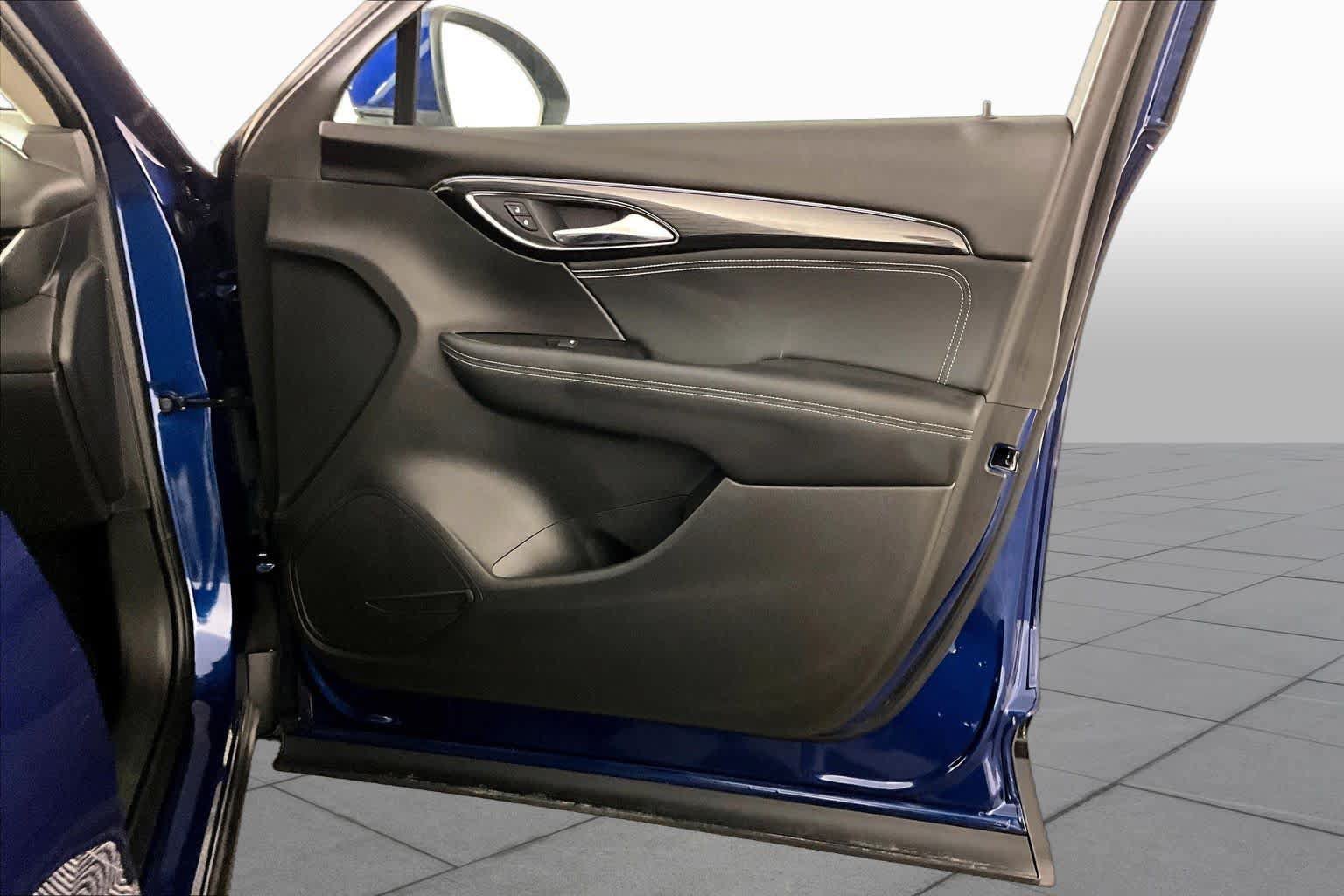 Certified 2023 Buick Envision Essence FWD image 21