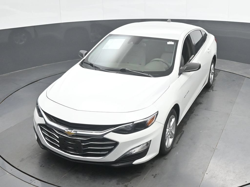 Used 2023 Chevrolet Malibu LS FWD image 33