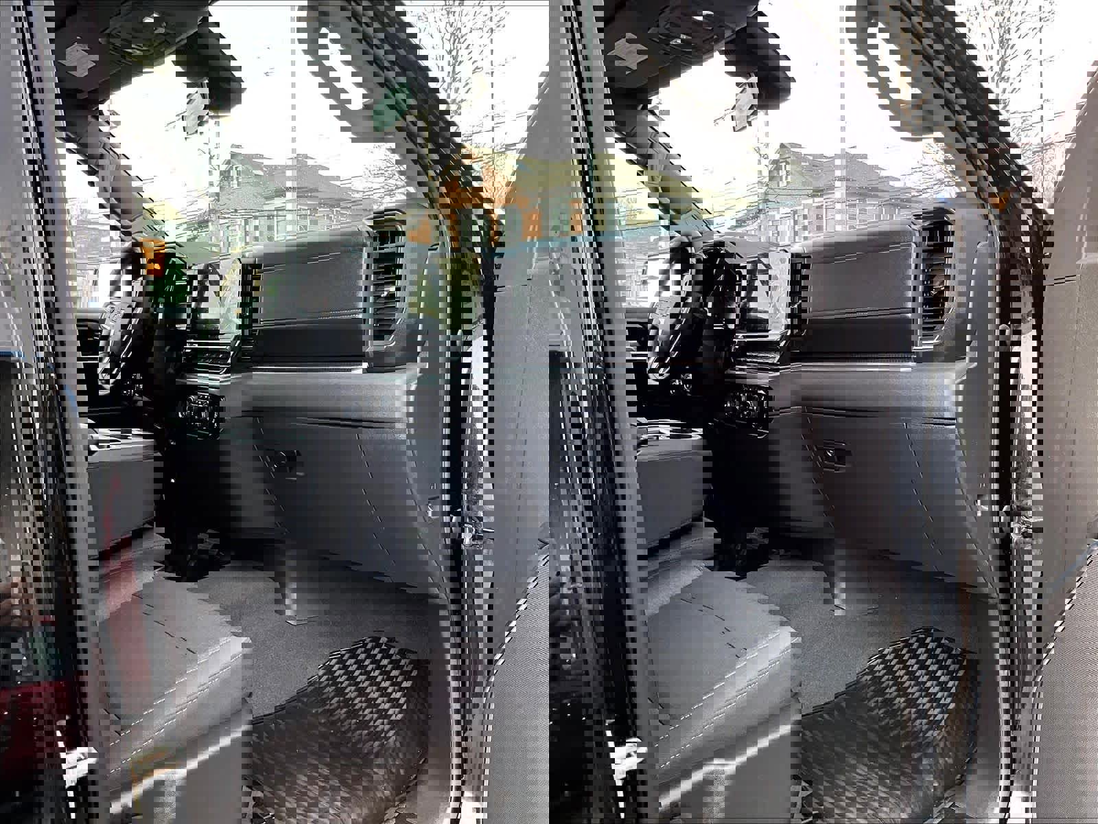 Used 2023 Chevrolet Silverado 1500 LT AWD/4WD image 14