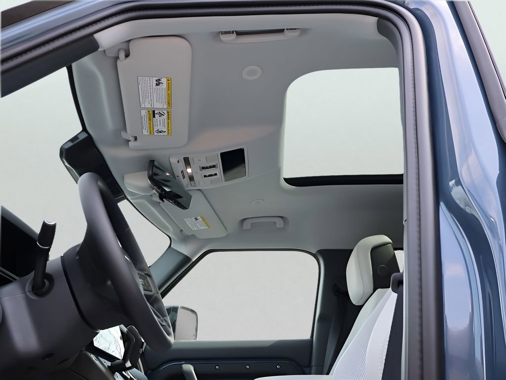 New 2026 Land Rover Defender 110 X-Dynamic SE image 37