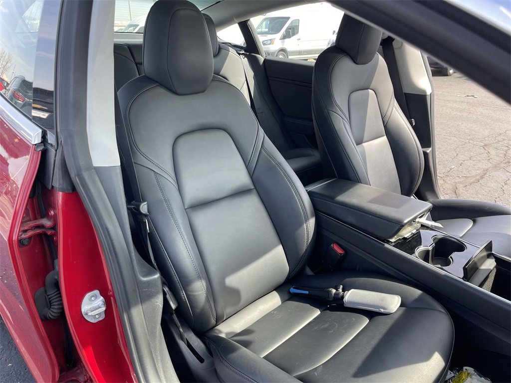 Used 2018 Tesla Model 3 Long Range image 24