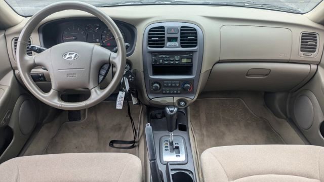 Used 2005 Hyundai Sonata GL FWD image 22