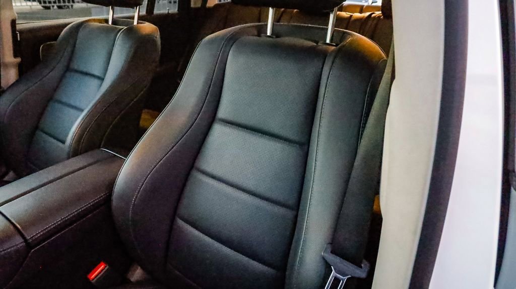 Used 2024 Mercedes-Benz GLS 450 4MATIC image 30