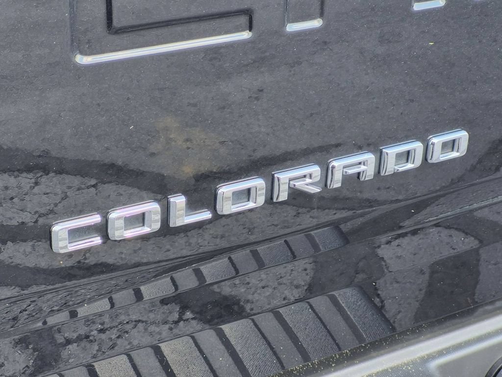 Used 2022 Chevrolet Colorado Z71 AWD/4WD image 10