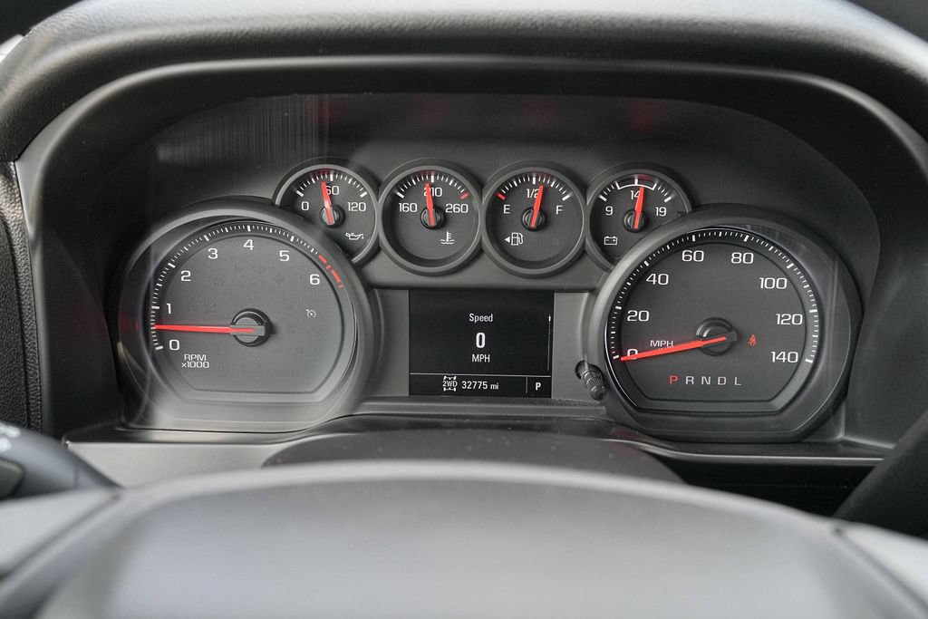 Used 2020 Chevrolet Silverado 1500 Custom w/ Trailering Package AWD/4WD image 33