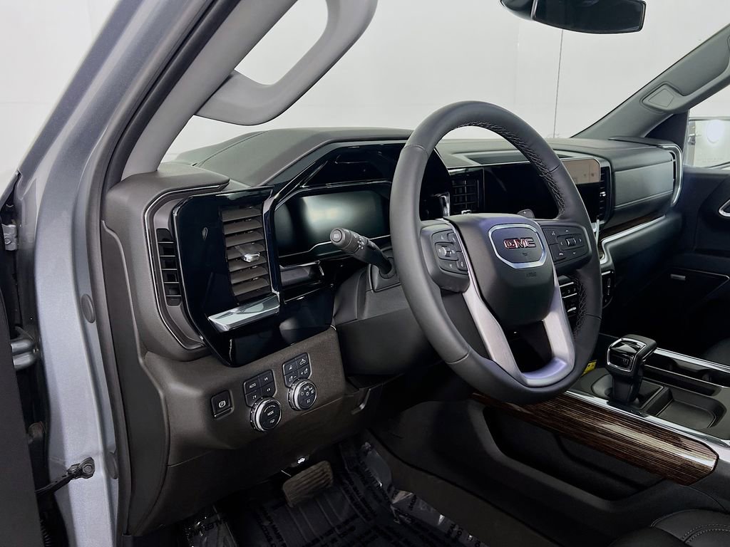 Certified 2025 GMC Sierra 1500 Elevation w/ Elevation Premium Package image 8