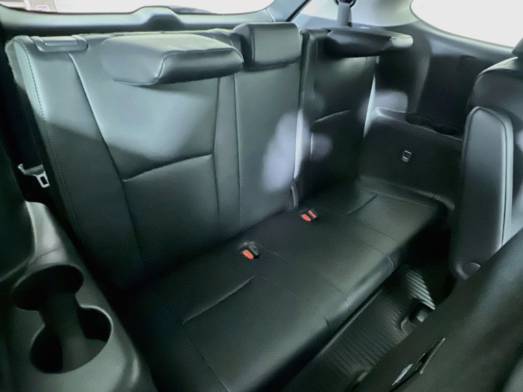 Certified 2026 Toyota Highlander Limited AWD/4WD image 25
